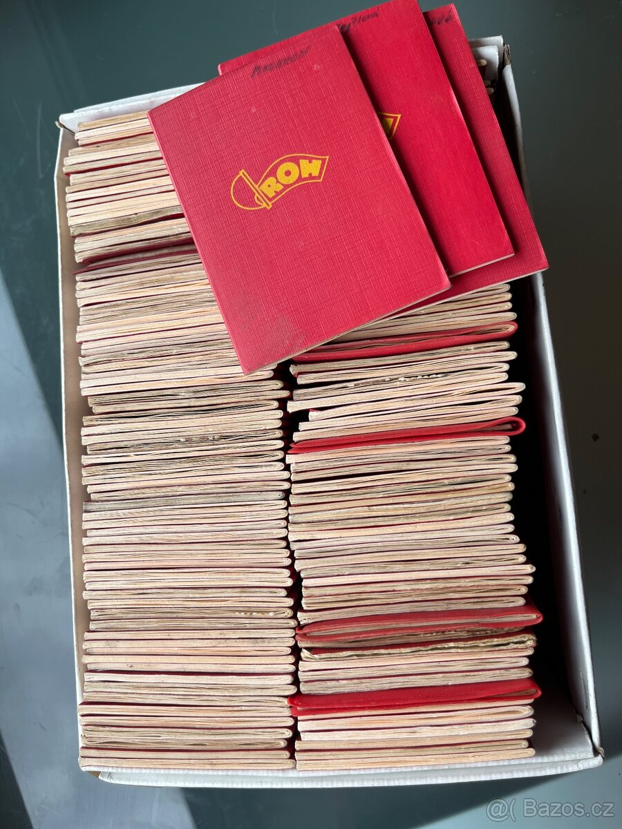 Sběratelský komplet – 138 členských průkazů ROH