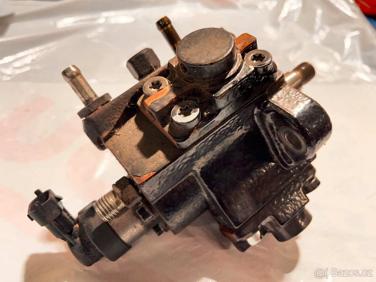 Opel Insignia 2.0 cdti čerpadlo