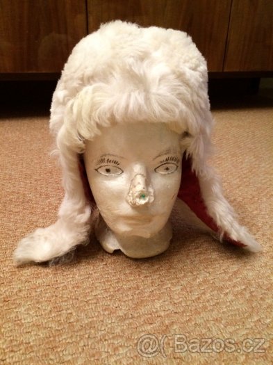 KOŽEŠINOVĚ ČEPICE a LÍMCE