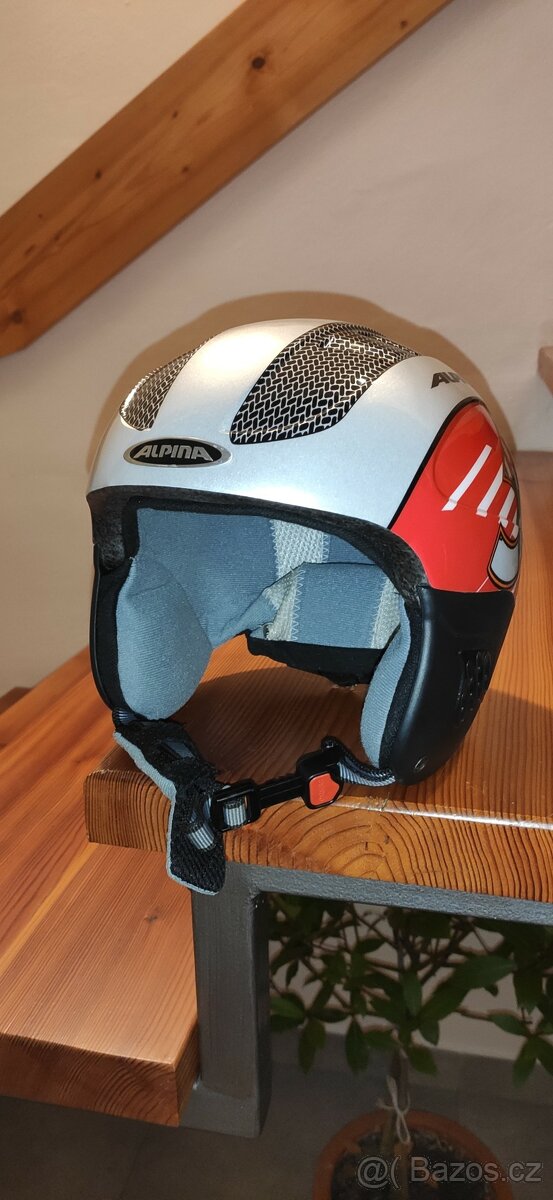 Dětská lyžařská přilba helma Alpina Carat vel. 54-58