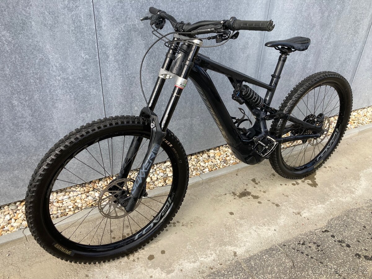 Specialized Turbo Kenevo Expert S3 (vel. M)