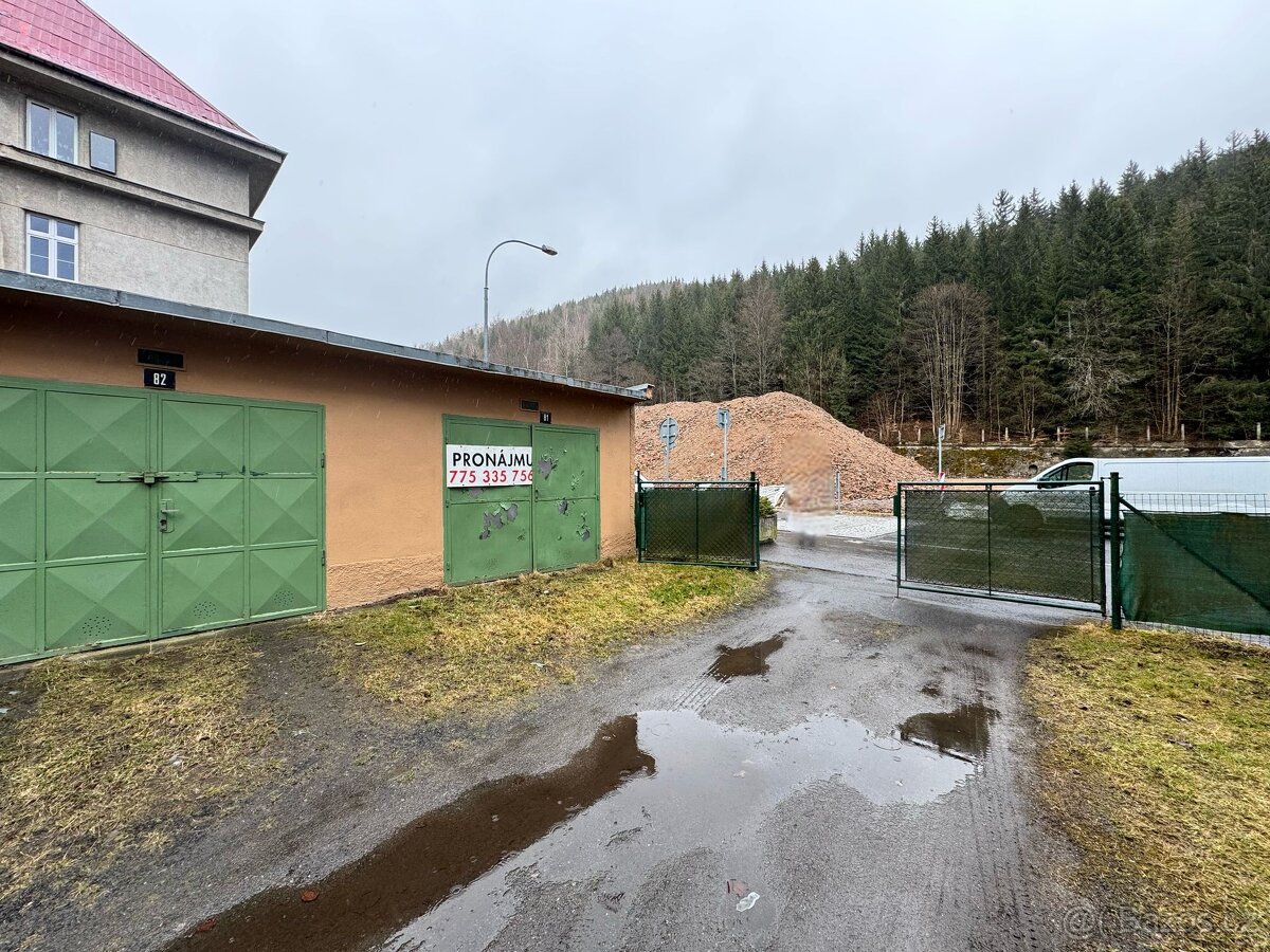 (799) Pronájem, garáž, 23 m, K Lanovce, Jáchymov