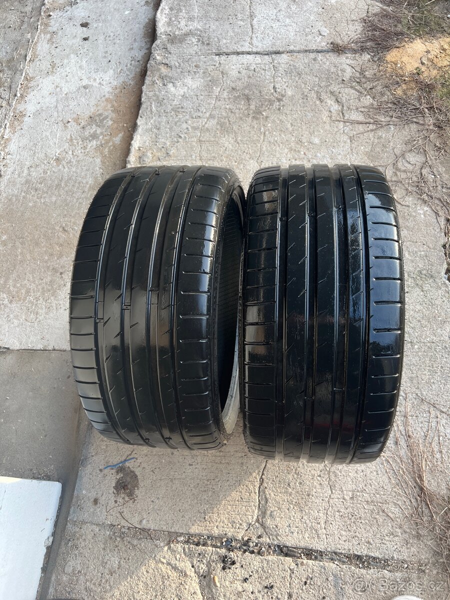 245/30 zr19