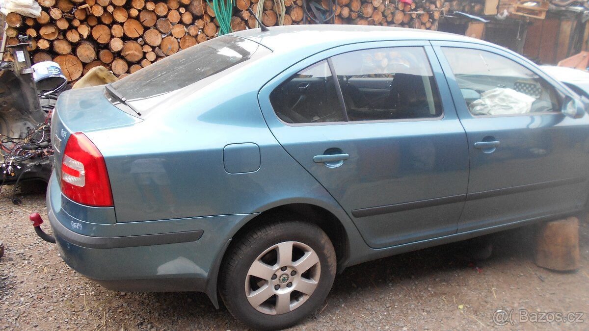 nd z škoda octavia 2 1.6mpi 75kw zelená 9598 9572 9559