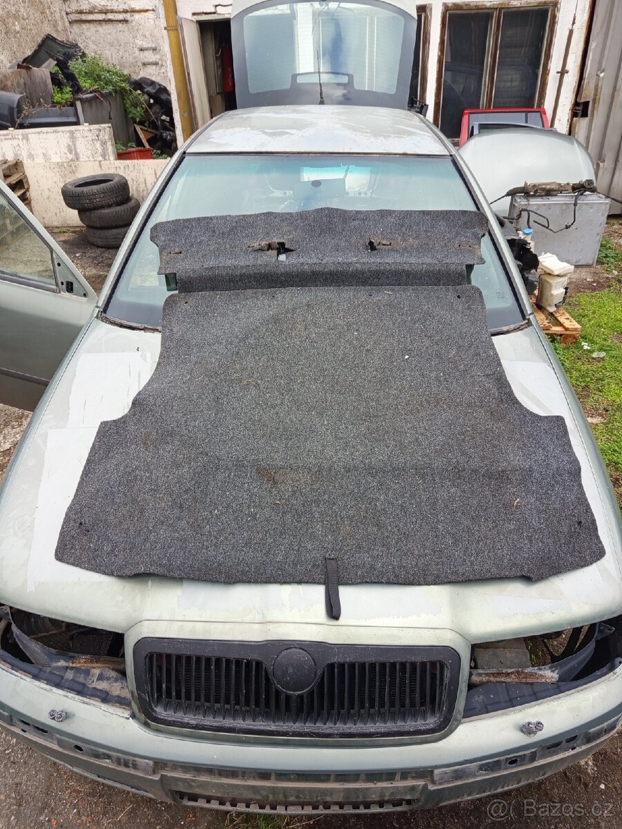 Koberec do kufru Škoda Octavia 1