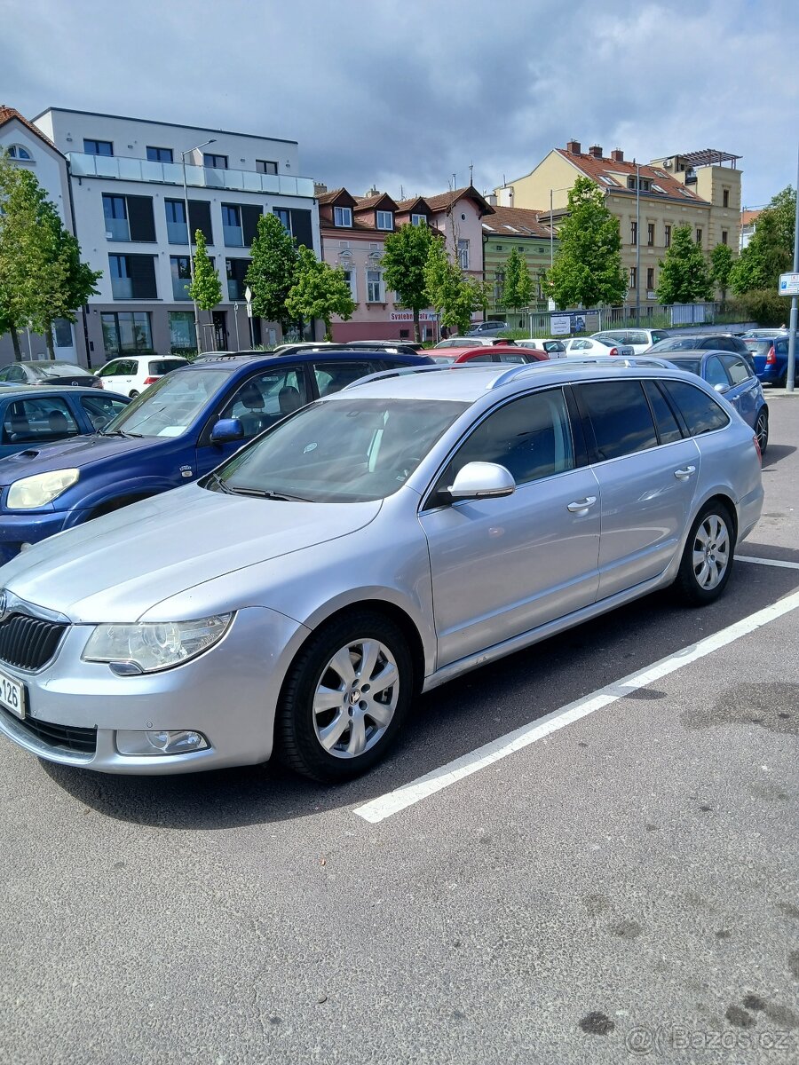 PRODAM VÝMĚNA ŠKODA SUPERB II COMBI