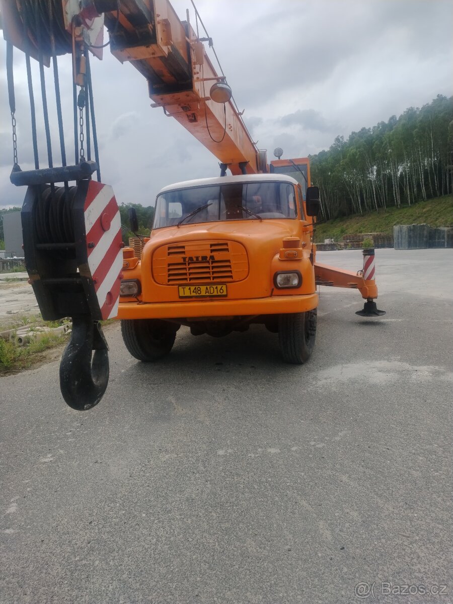 Tatra 148 AD16