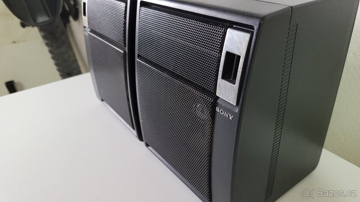 Sony reproduktory