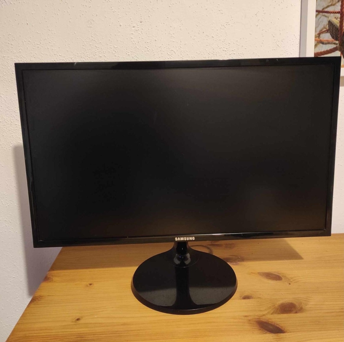 Samsung S24F350 - LED monitor 24 - 2 kusy