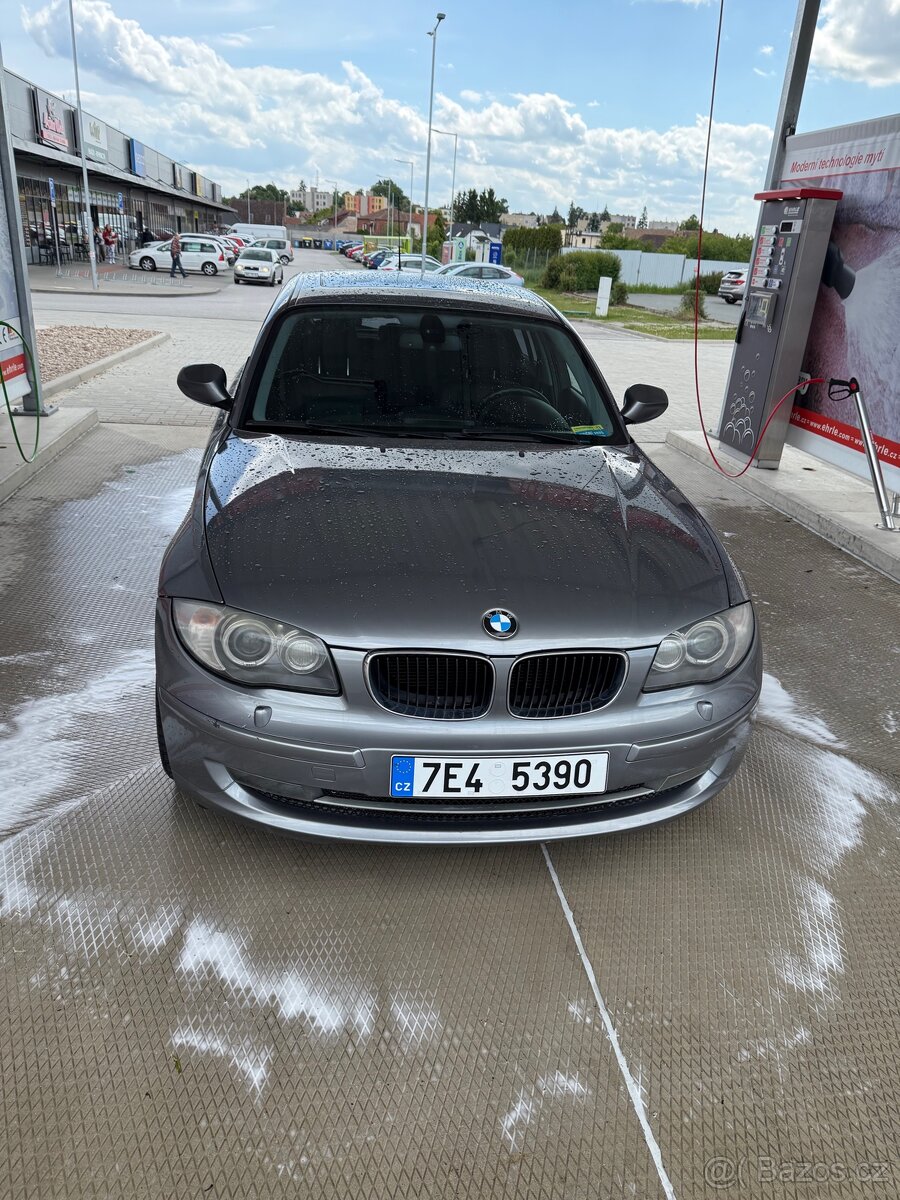 BMW E87 123d
