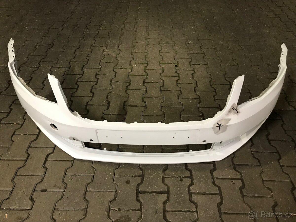 Škoda Octávia 3 přední nárazník