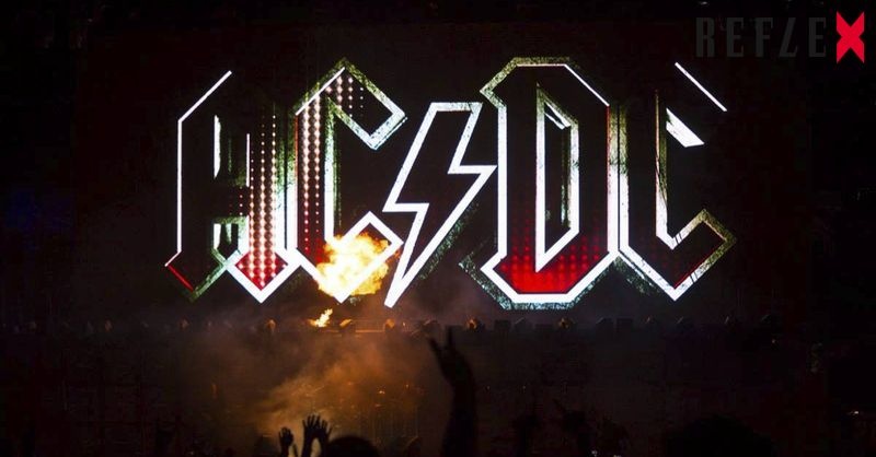 Prodám 2 vstupenky na AC/DC tribuna 2. řada