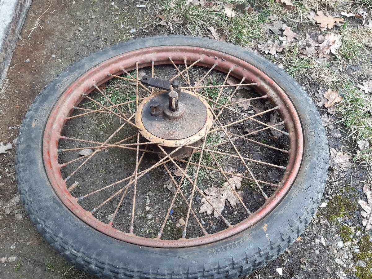 ČZ 125 A přední kolo