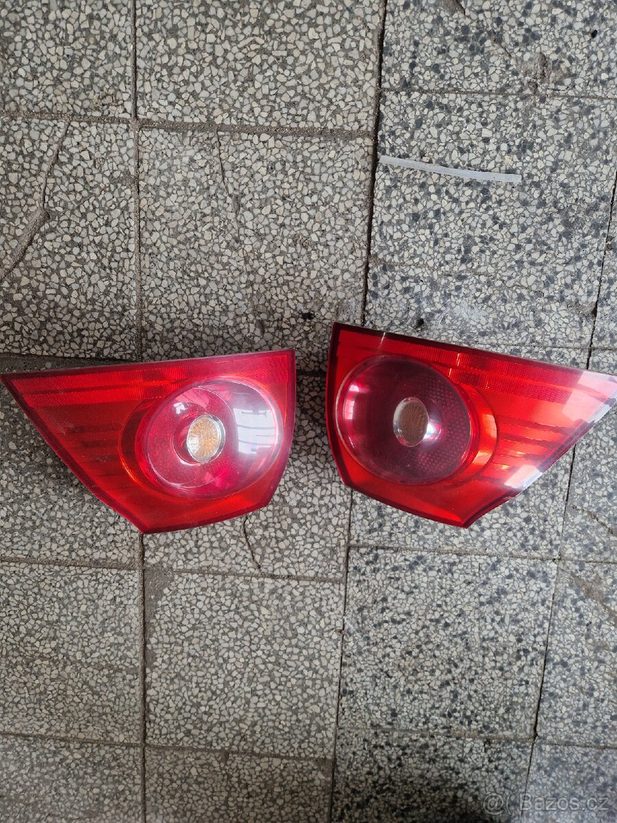 Zadní světla Volkswagen Golf 5