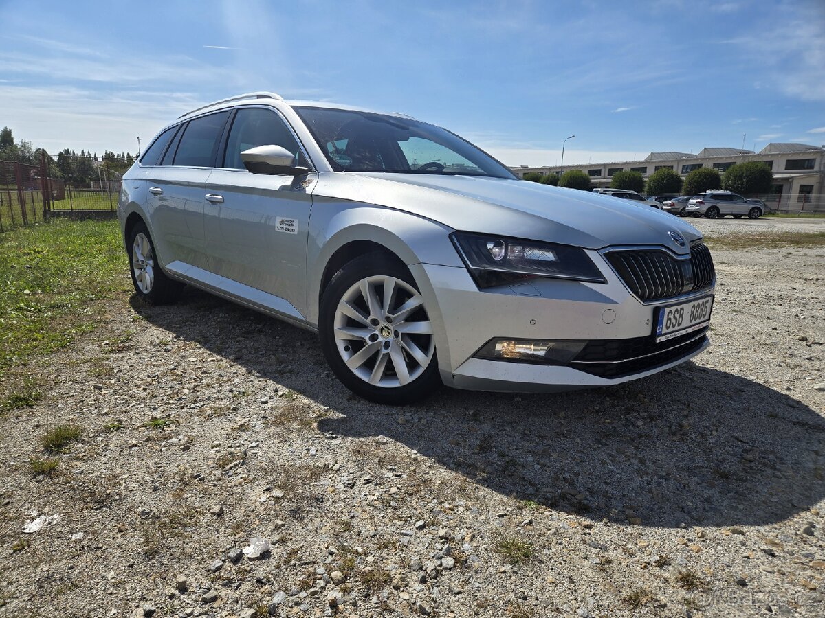 Škoda Superb 2.0TDI, 140kw, 4x4, pronájem.