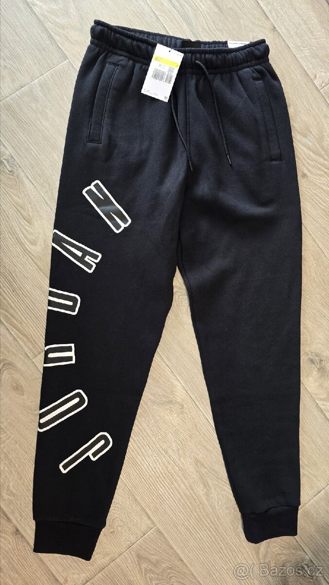 Jordan teplaky  velikost S