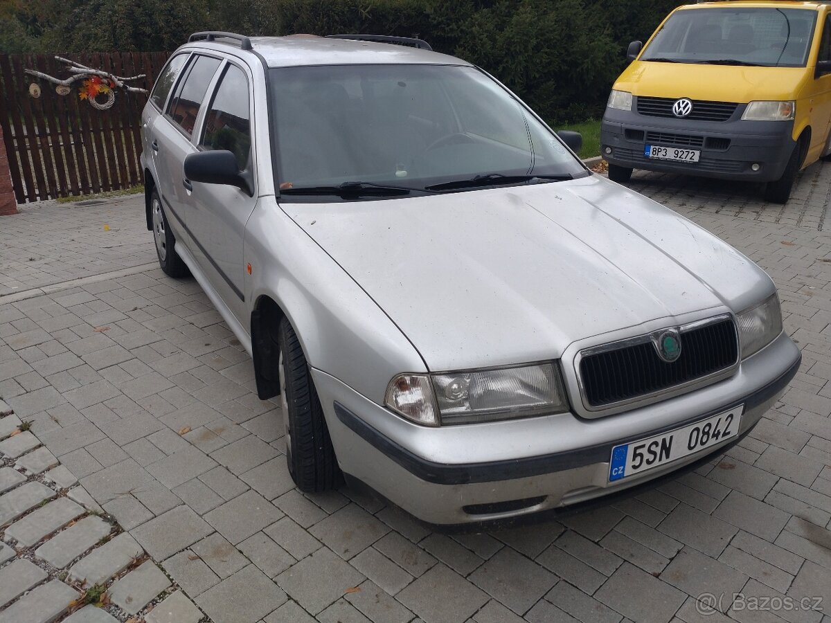 Škoda Octavia I kombi 1,6 benzín