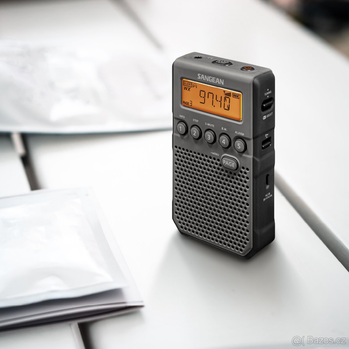 Přenosné rádio Sangean DT-800