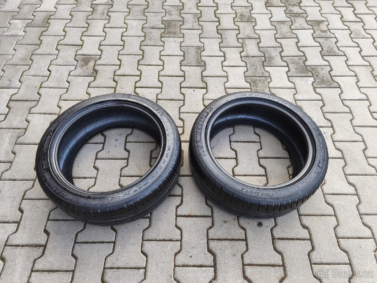 Prodám letní pneu Michelin 215/45 R17 91W
