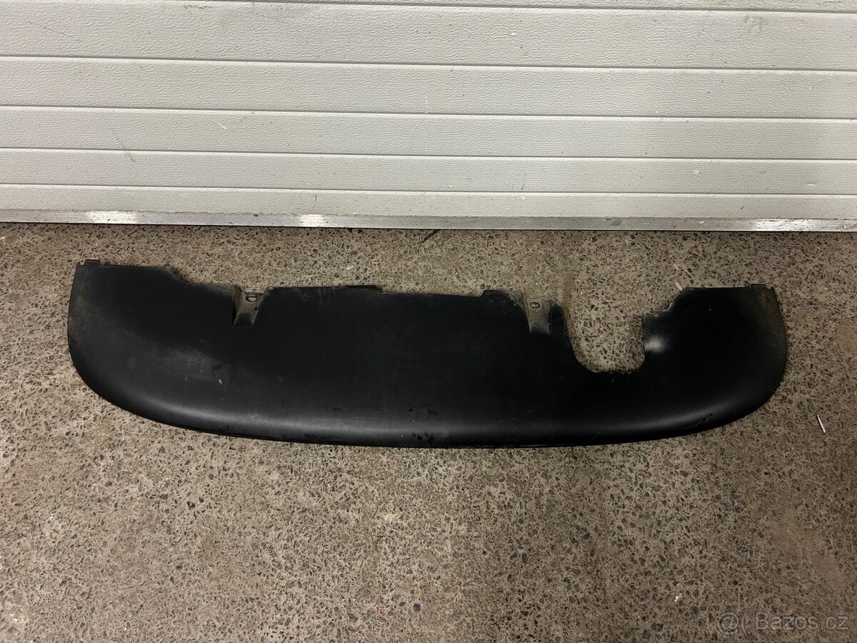 Spoiler zadního nárazníku Fiat 500L