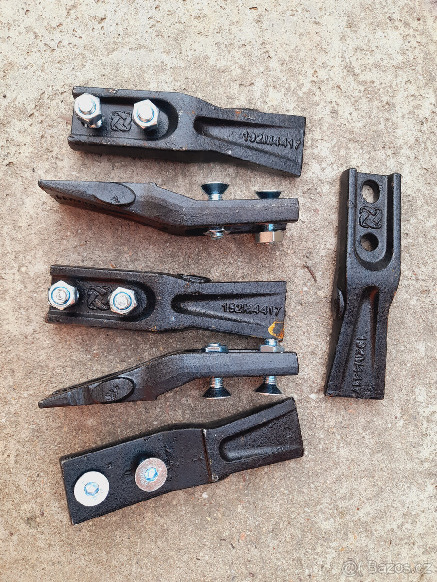 Rovné zuby do lopat pro minibagry kolem- 1,5 tun