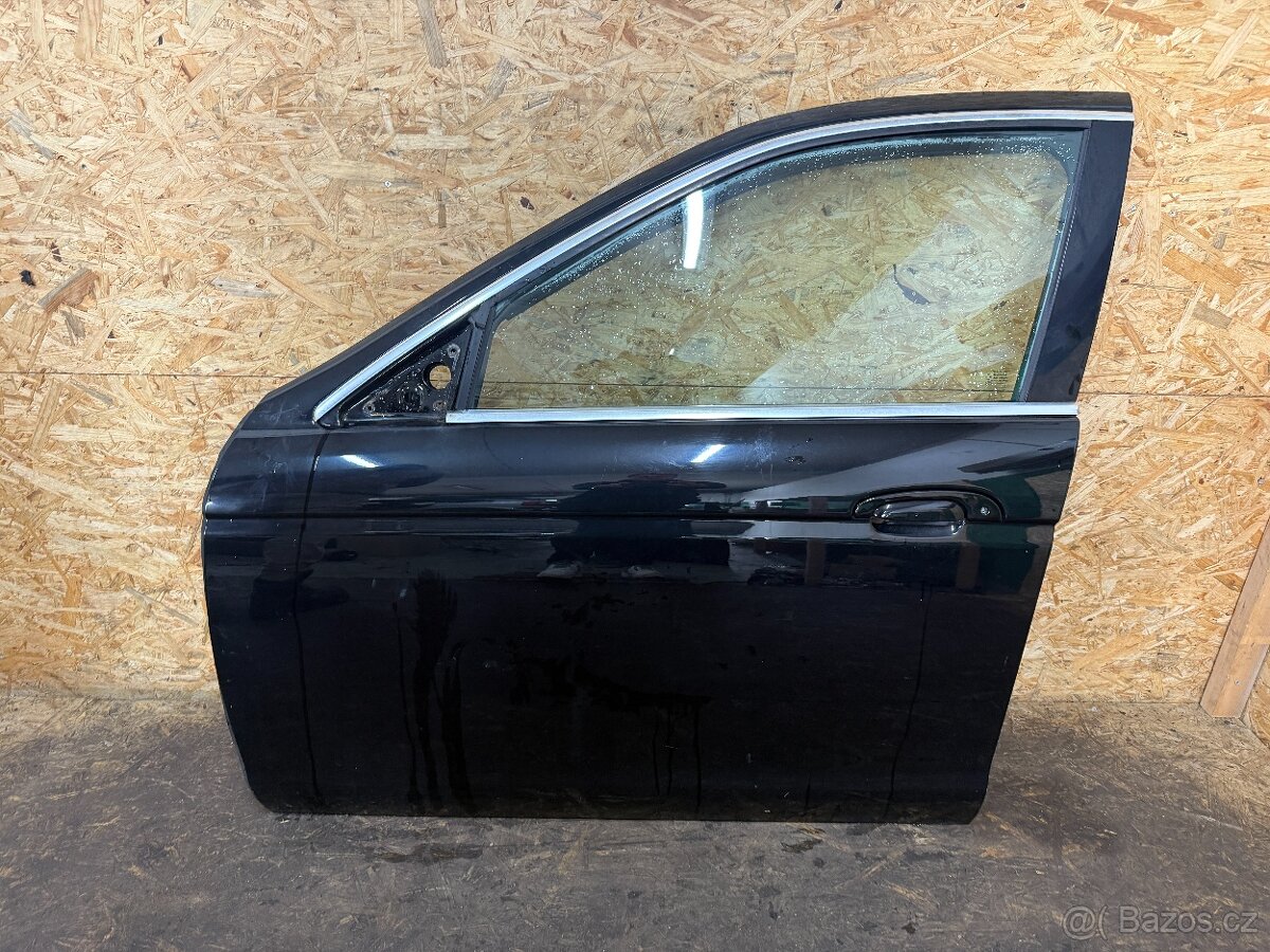 KOMPLETNÍ LEVÉ PŘEDNÍ DVEŘE JAGUAR S-TYPE PEC