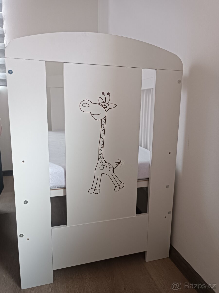 Postýlka vč. matrace, žirafa, dřevěná