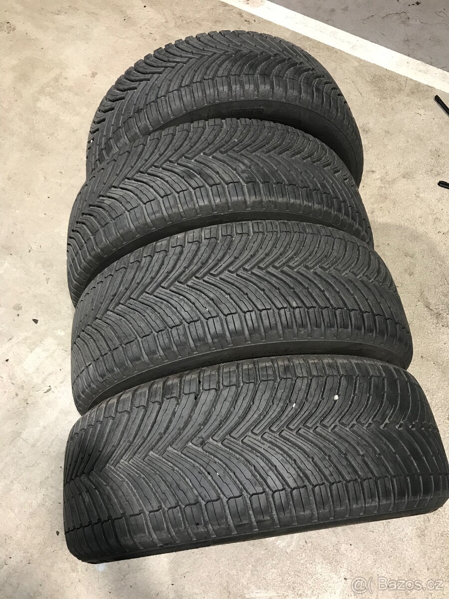 215/55R17 celoroční pneu BRIDGESTONE turanza
