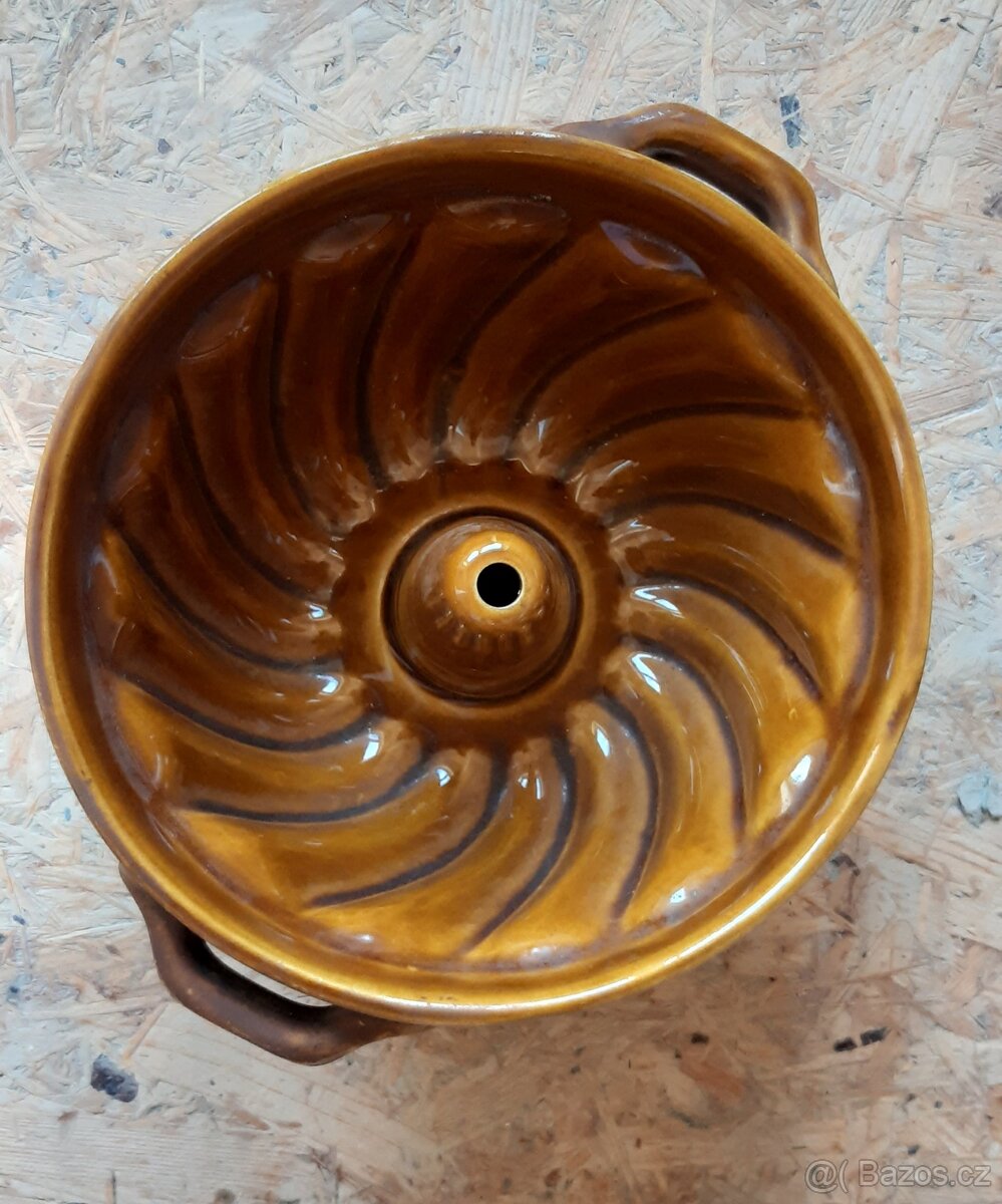 Retro forma na bábovku