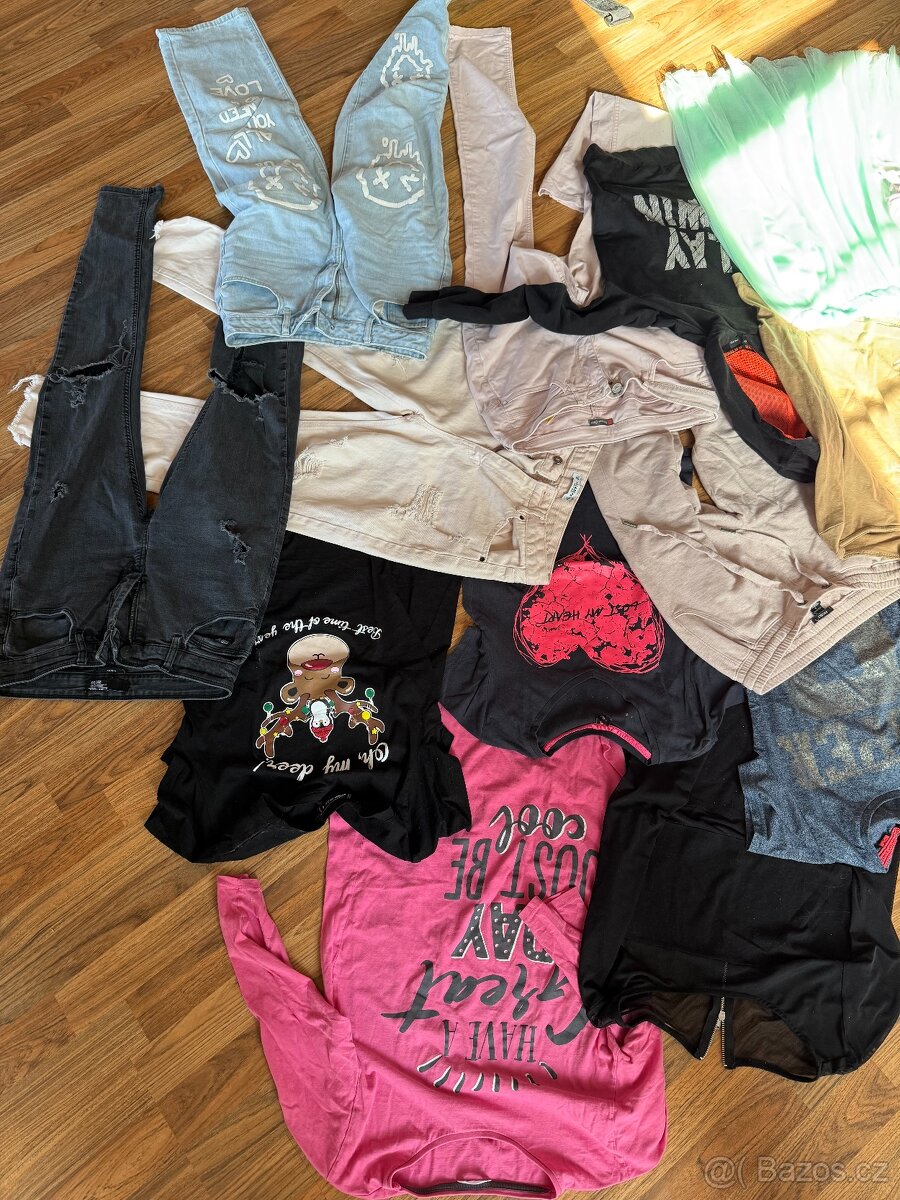 Dívčí oblečení velikost XS-S