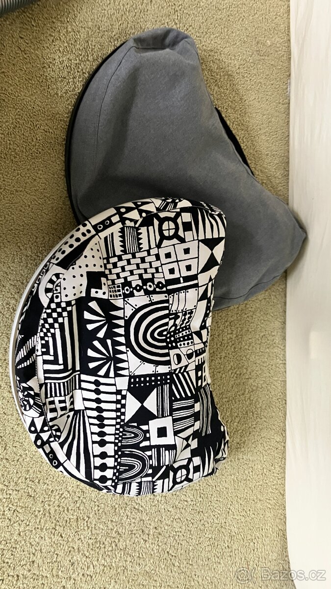 Podložka pod notebook