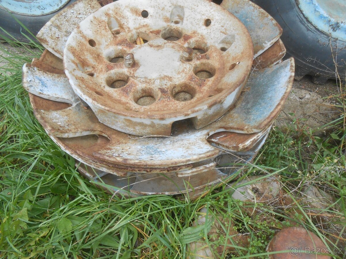 zetor 3011/4011 zavazi do kol