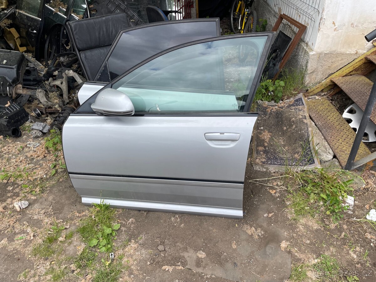 Dveře Audi A8 D3