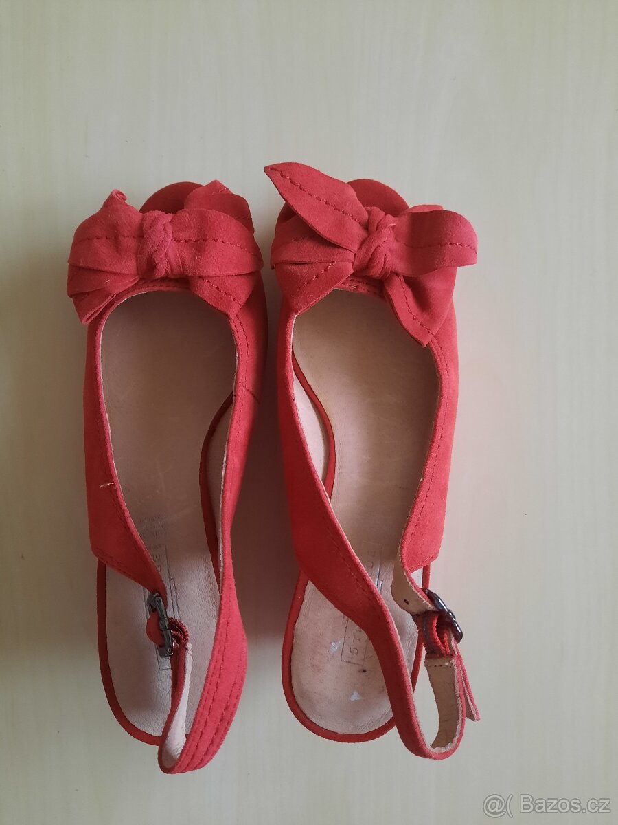 Sandály velikost 36
