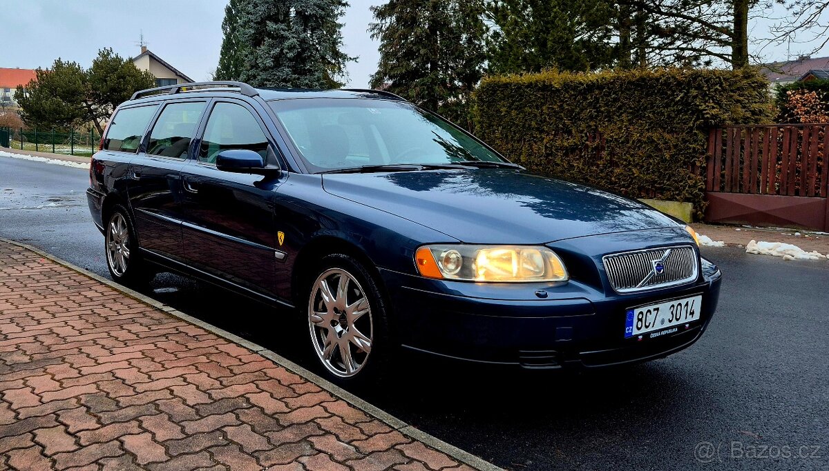 Volvo v70