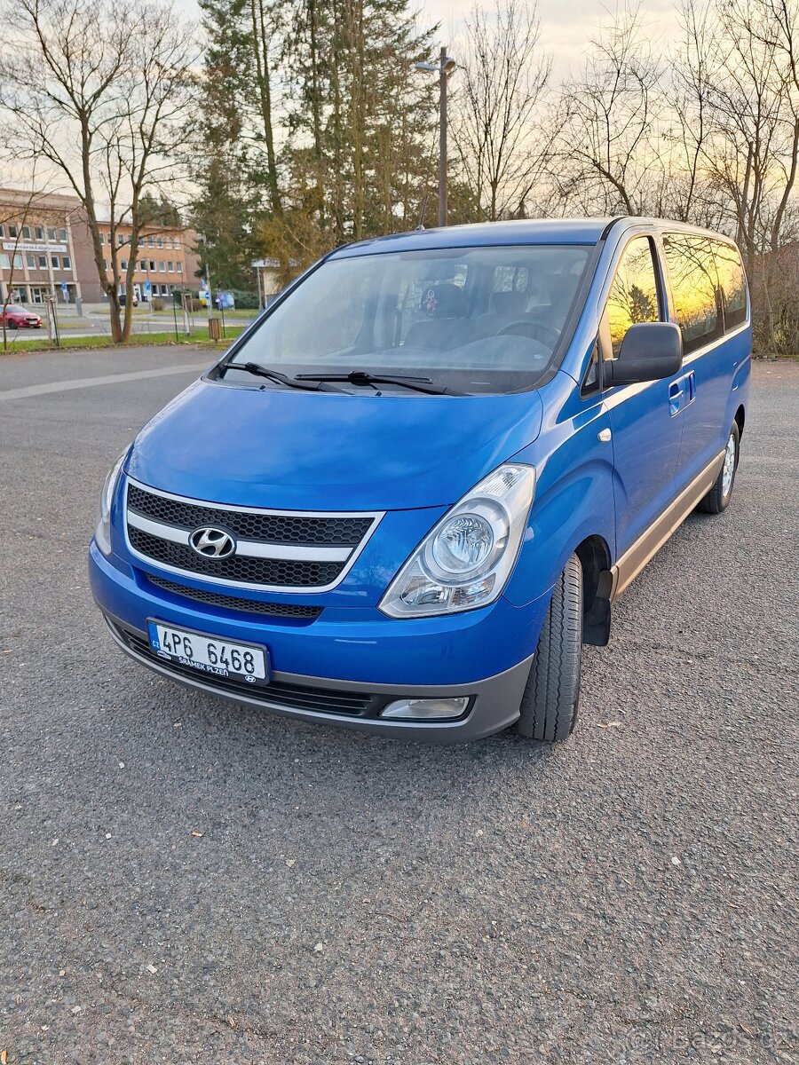 Hyundai H1 2.5 CRDi 125kW 8 MÍST TAŽNÉ ZAŘÍZENÍ