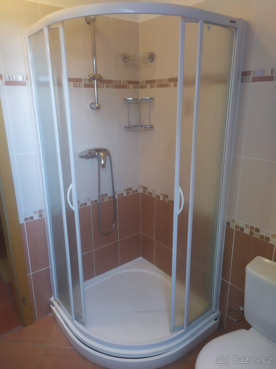 Sprchový kout + panel k vaničce