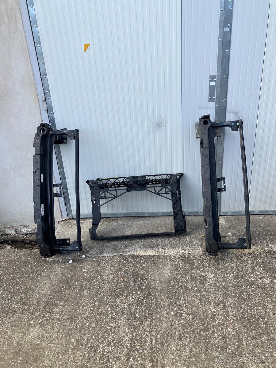chladicova stena seat leon 3 predni celo vyztuha