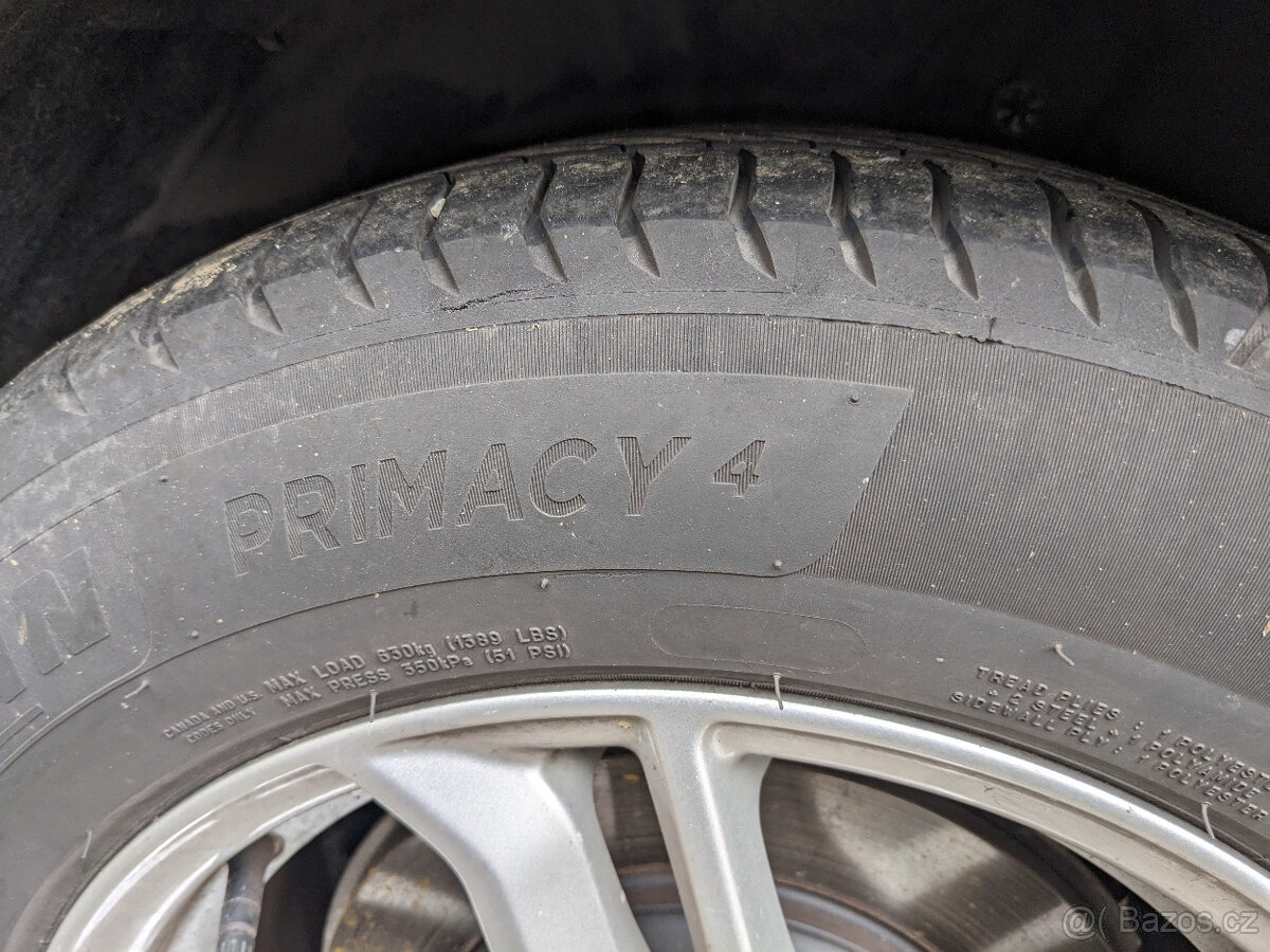 Michelin Primacy 4 205/60R16 92V dezén 5,4 mm, 4 ks