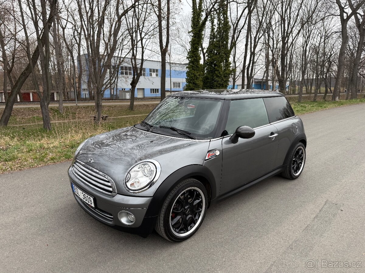 Mini Cooper R56 1.6i 88KW, velká výbava, 2009, 147.339KM