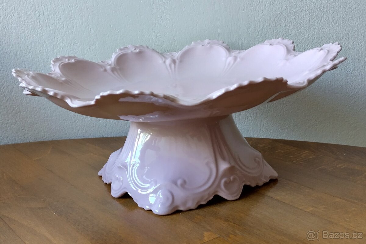 Porcelánový růžový nástolec po babičce