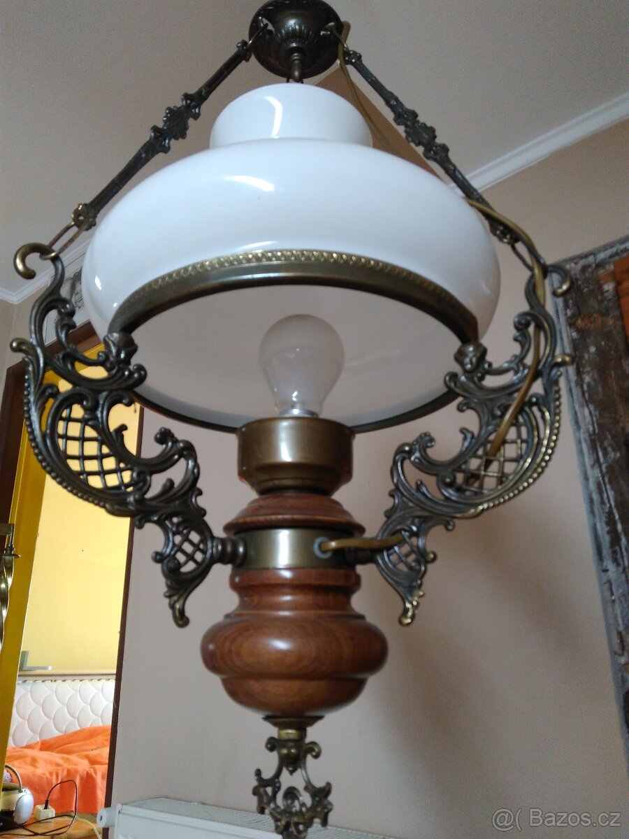 lustr-lampa