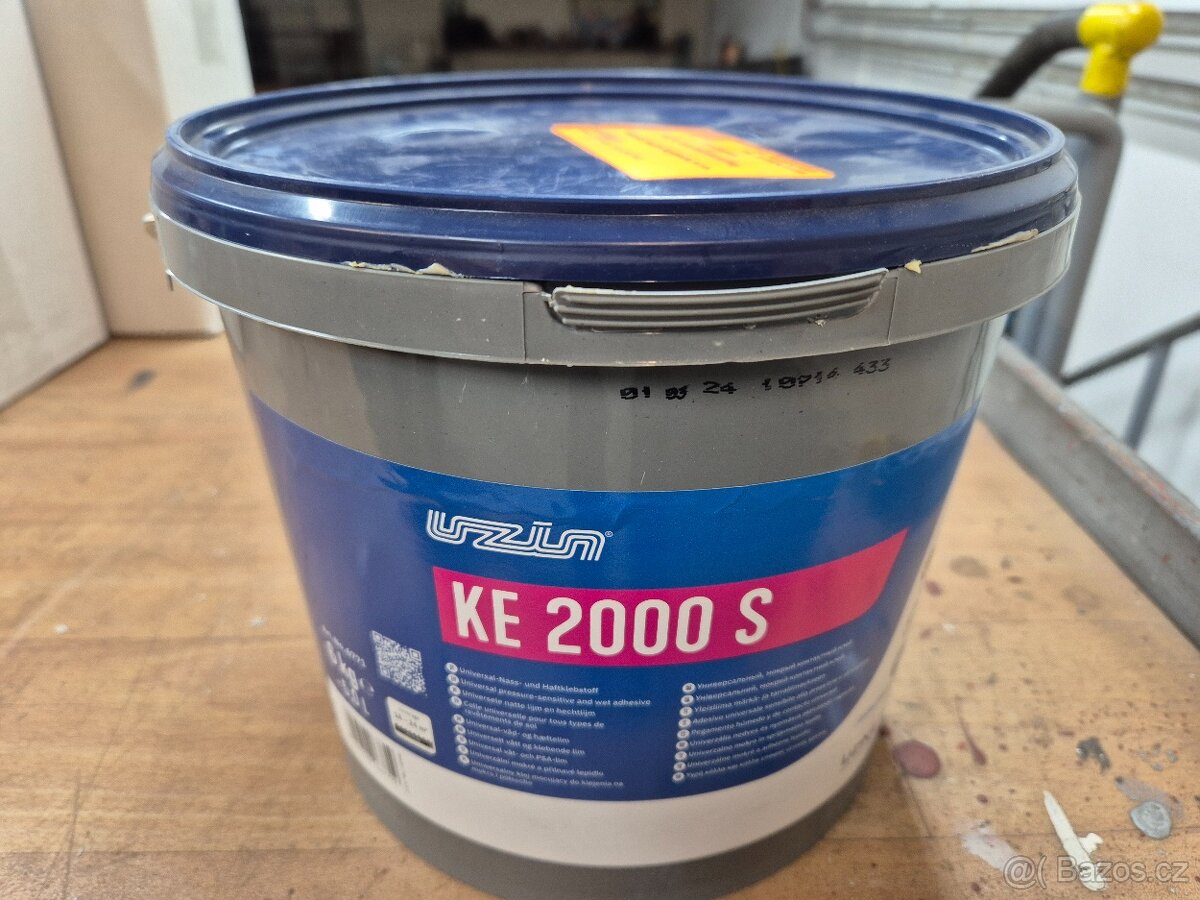 Uzin KE 2000S