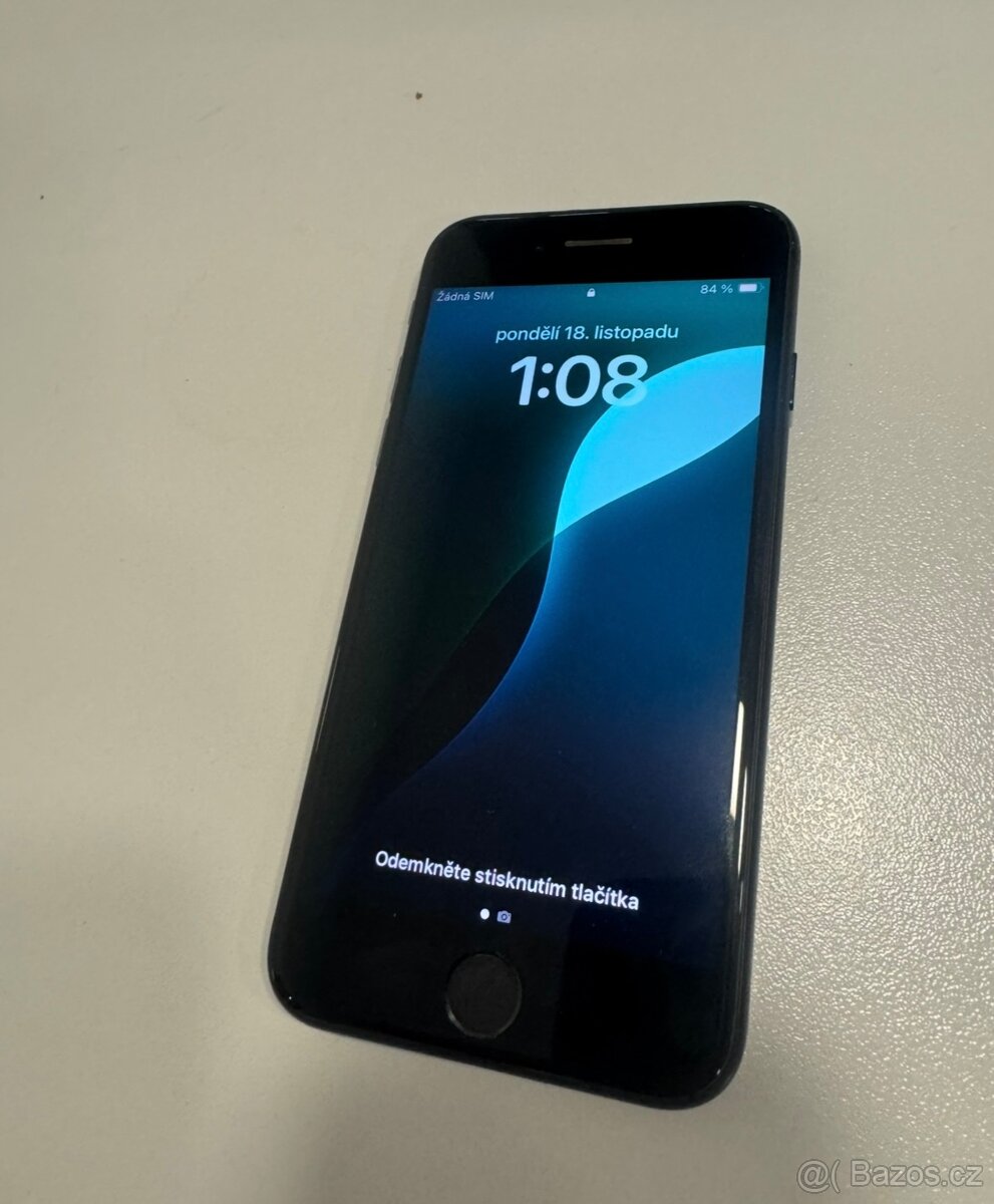 iPhone SE 2020 (64 GB, černý)