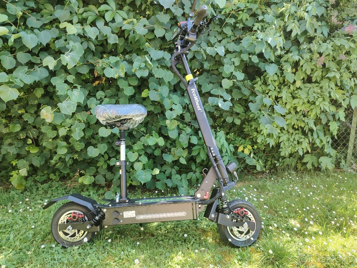 Elektrokoloběžka EcoWheel ER37