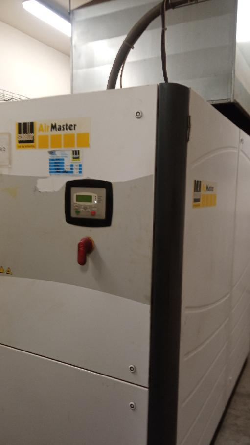 šroubový kompresor Schneider KDV77.