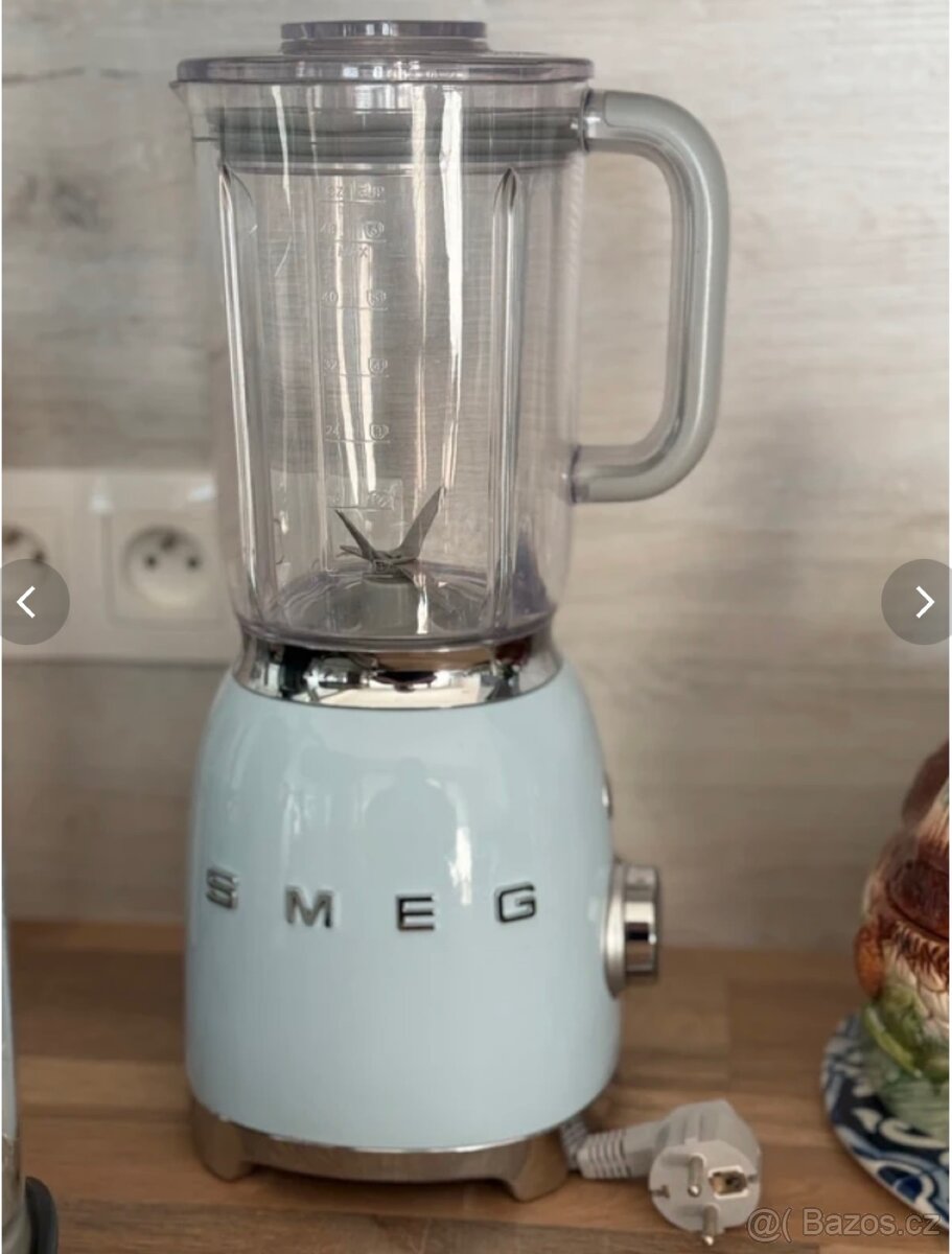 SMEG mixer