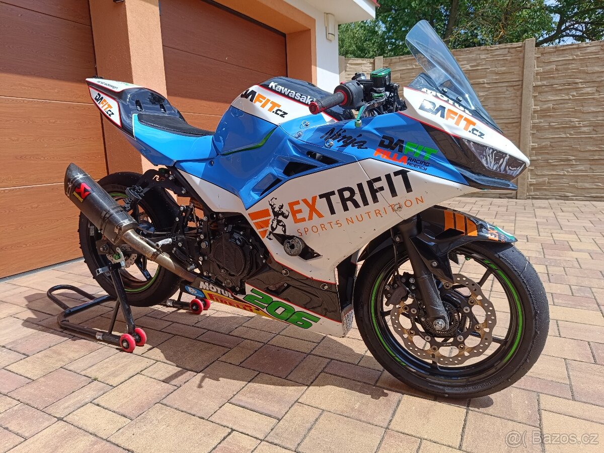 Kawasaki ninja 400, okruhovka