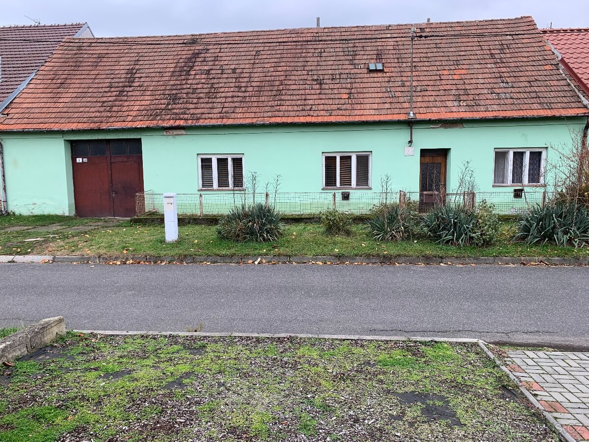 Prodej domu Lužice, zastavěná plocha 316m², pozemek 1071m²