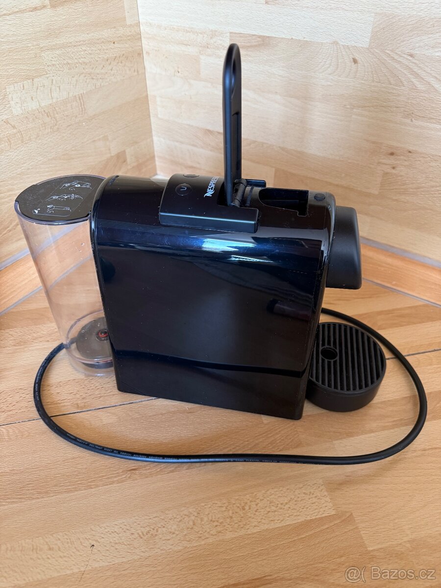 Kávovar Nespresso